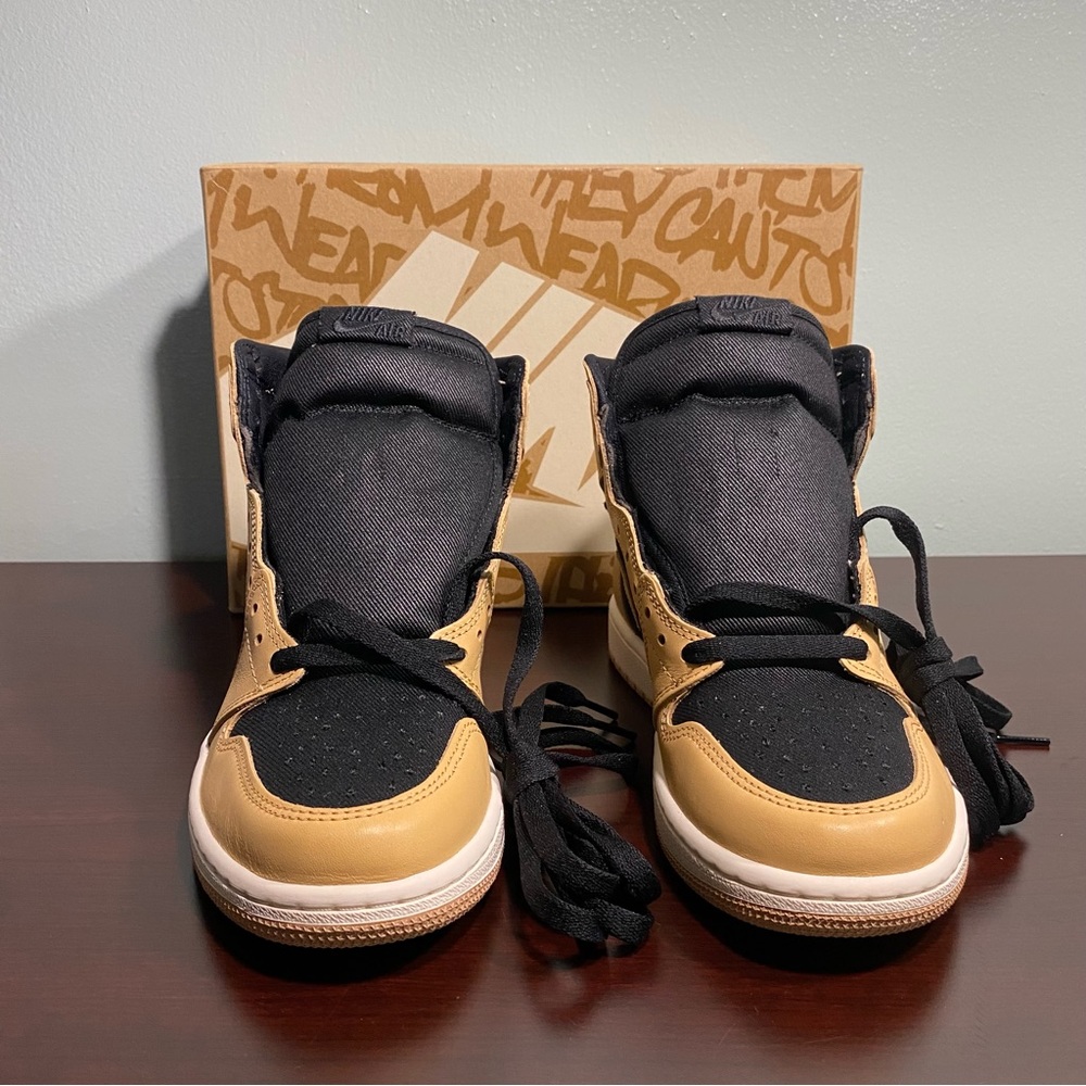 🚫SOLD🚫 Nike Air Jordan 1 Retro High OG ‘Heirloom’ - Picture 9 of 12